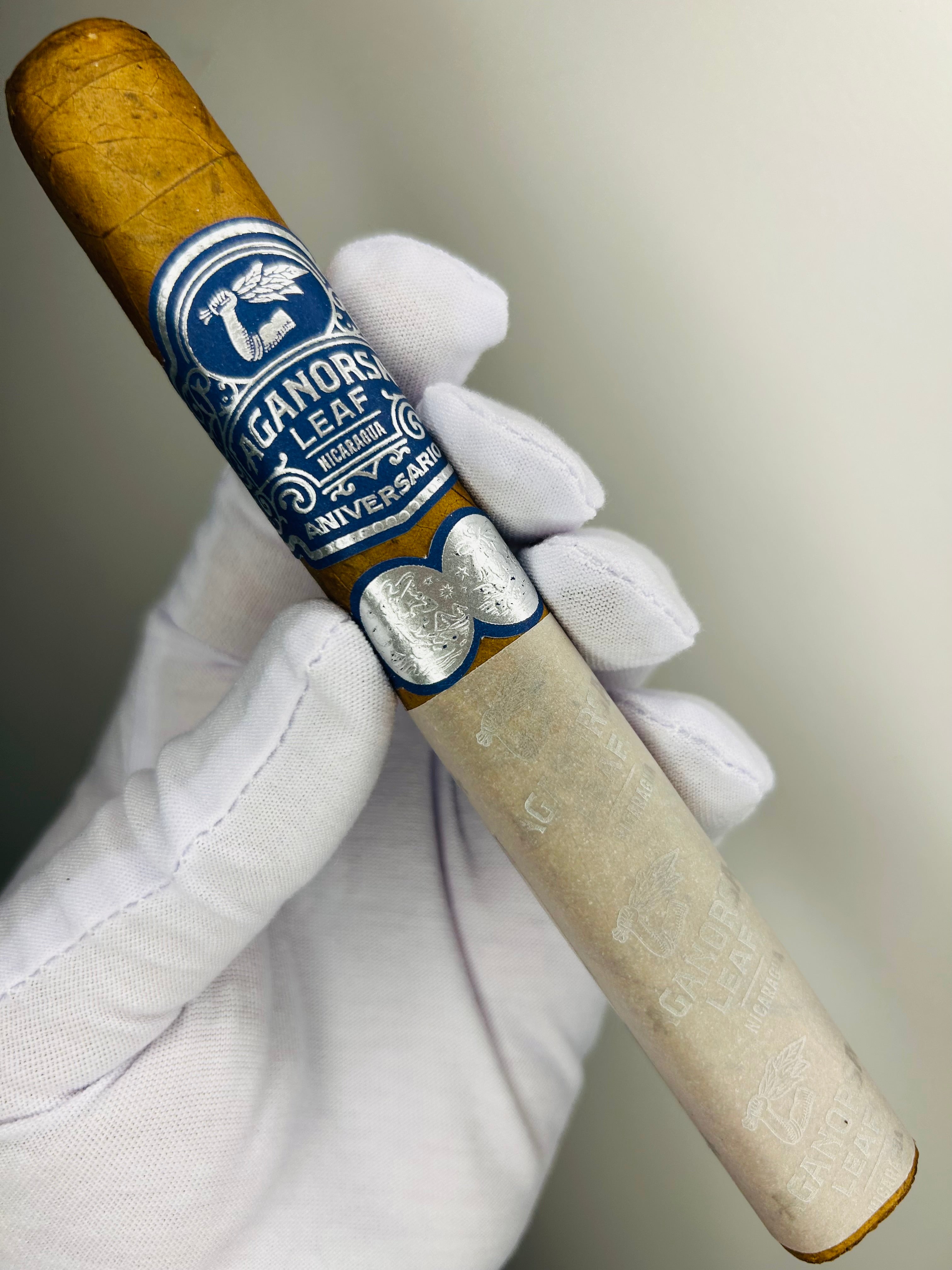 Charuto Aganorsa Leaf Anniversario Connecticut Box Pressed Toro