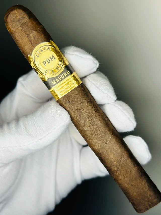 Charuto Perla del Mar "L" Corona Gorda Maduro