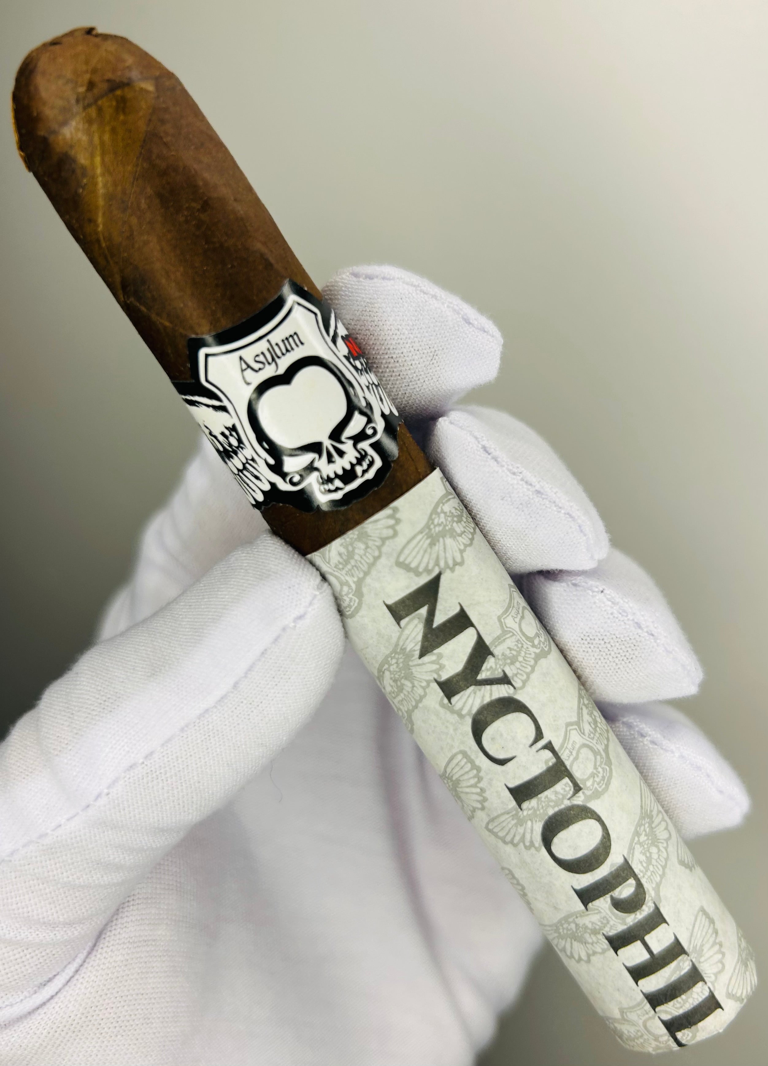 Charuto Asylum Nyctophilia Robusto (5 x 50)