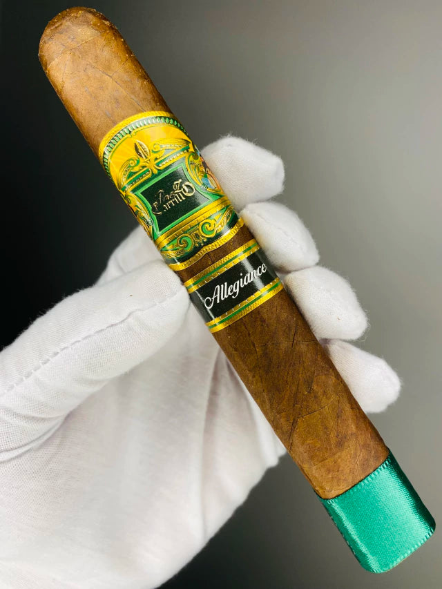 Charuto E.P. Carillo Allegiance Confidant Toro