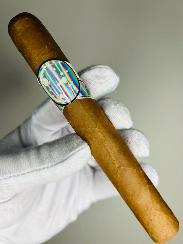 Charuto Fratello Lunar Cameroon