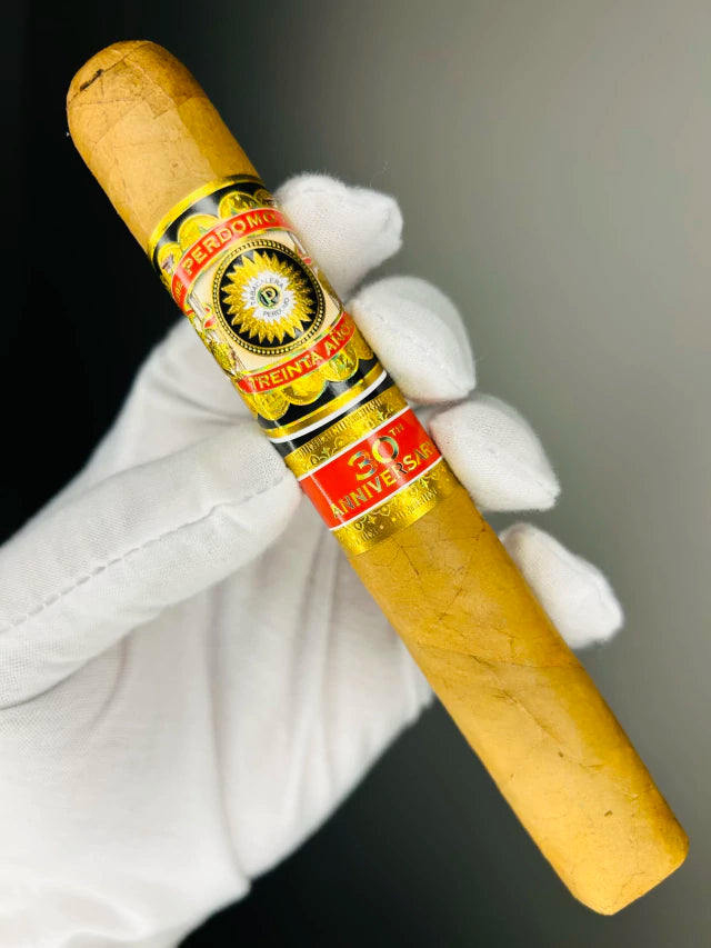 Charuto Perdomo 30th Anniversary Connecticut Epicure