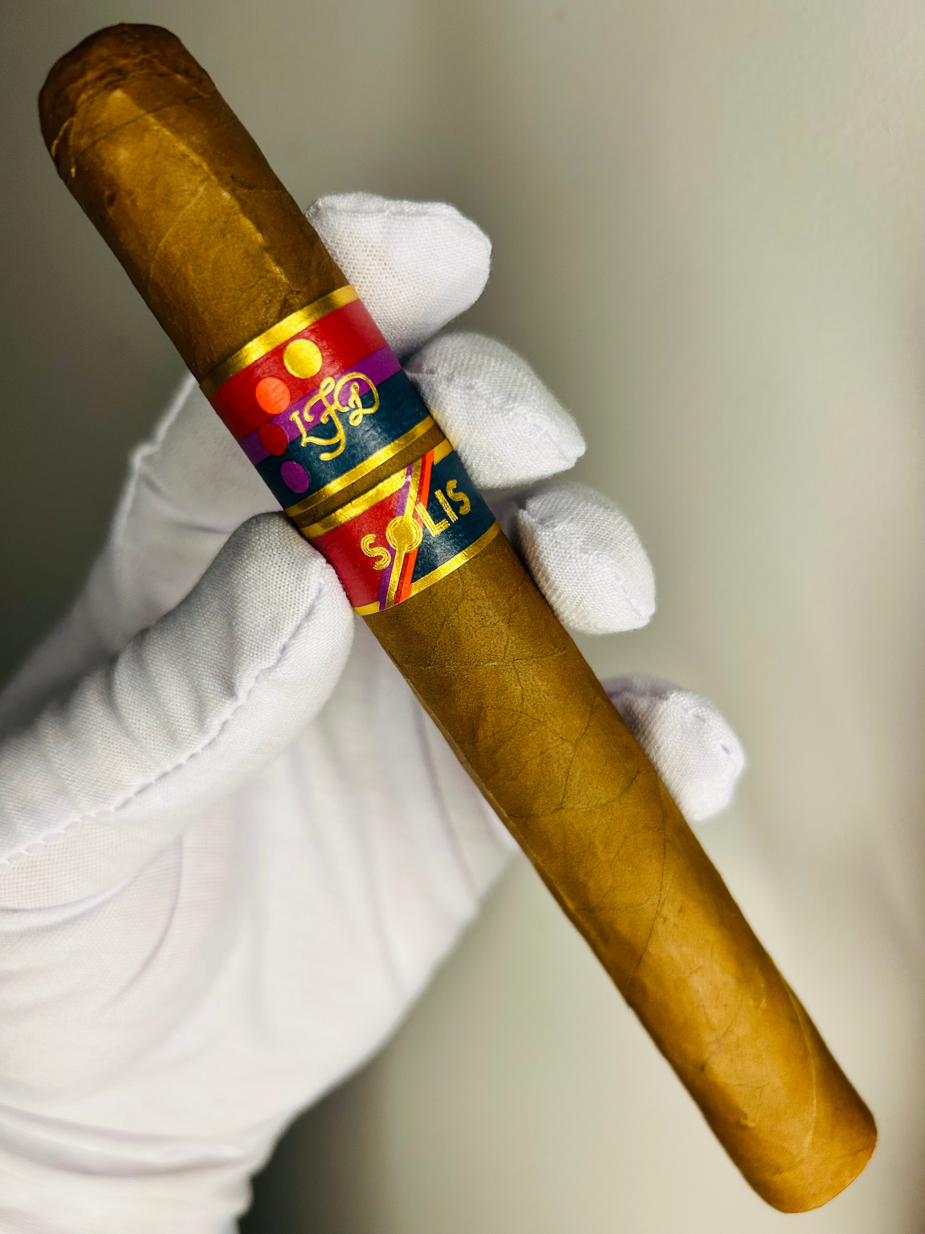 Charuto Lá Flor Dominicana Solis